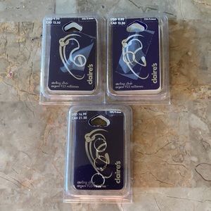 Brand new 3 pack Claires 22G cartilage hoops❣️